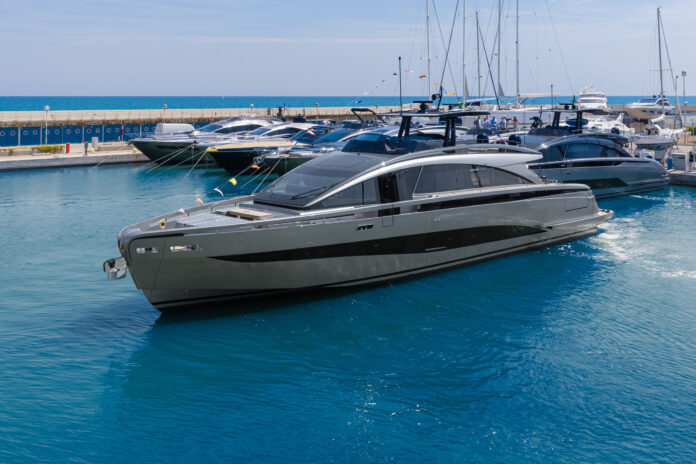 Pershing GTX 90 - Foto Salón de Génova