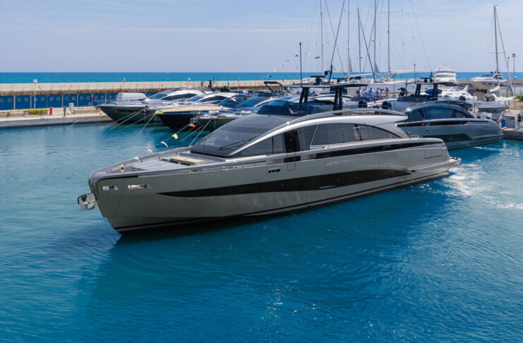 PERSHING PRESENTÓ EL NUEVO GTX90, UN YATE DEPORTIVO QUE AMPLÍA SU EXITOSA GAMA GTX