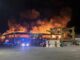 UN GRAN INCENDIO DESTRUYE LA NAVE DE PRODUCCIÓN DE UN ASTILLERO ITALIANO