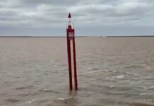 UNEN REINSTALÓ LA BALIZA DEL KM 24 DEL CANAL COSTANERO
