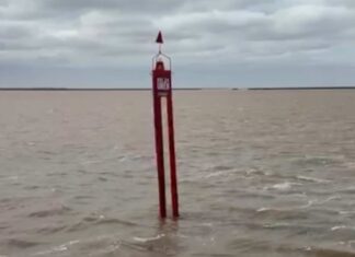 UNEN REINSTALÓ LA BALIZA DEL KM 24 DEL CANAL COSTANERO