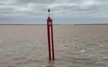 UNEN REINSTALÓ LA BALIZA DEL KM 24 DEL CANAL COSTANERO