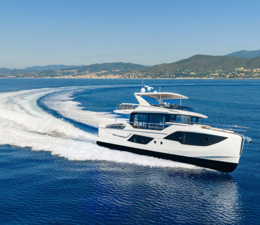 ABSOLUTE YACHTS PRESENTA LA NUEVA NAVETTA 62 EN EL 66º SALÓN NÁUTICO INTERNACIONAL