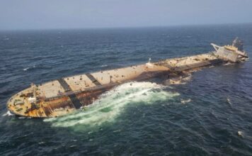 DESPLIEGAN UNA OPERACIÓN INTERNACIONAL PARA RESCATAR AL PETROLERO CAROLINE BEZENGI