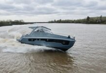 HOY EN ESLORAS – PREVEZA 35 GRAND PRIX: DISEÑO, CONFORT Y 500 HP FUERA DE BORDA PARA DISFRUTAR DE LA NAVEGACIÓN