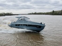 HOY EN ESLORAS – PREVEZA 35 GRAND PRIX: DISEÑO, CONFORT Y 500 HP FUERA DE BORDA PARA DISFRUTAR DE LA NAVEGACIÓN