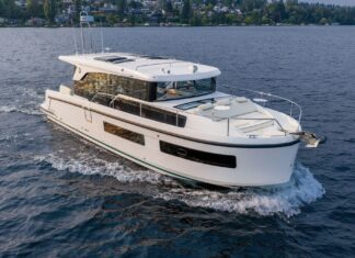 DELPHIA 11: EL NUEVO CRUCERO PENSADO PARA DISFRUTAR DEL AGUA