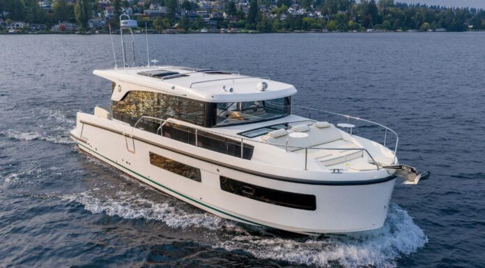 DELPHIA 11: EL NUEVO CRUCERO PENSADO PARA DISFRUTAR DEL AGUA