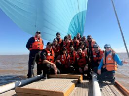 PREFECTURA FORTALECE LA FORMACIÓN NÁUTICA CON JORNADAS DE INSTRUCCIÓN EN EL RÍO DE LA PLATA