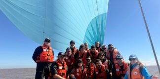 PREFECTURA FORTALECE LA FORMACIÓN NÁUTICA CON JORNADAS DE INSTRUCCIÓN EN EL RÍO DE LA PLATA