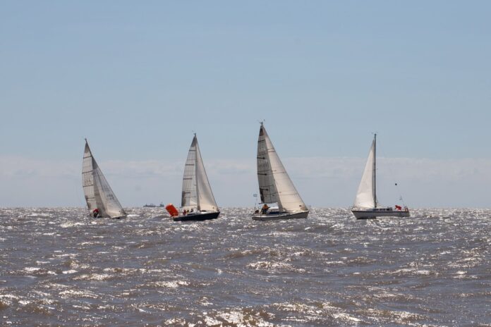 Regata Homenaje a Vito Dumas 2026 - Foto Club Náutico de Quilmes