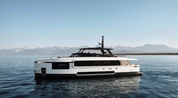 AZIMUT MAGELLANO 27M: UNA DE LAS NOVEDADES DEL SALÓN NÁUTICO DE GÉNOVA