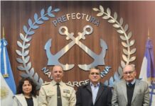 PREFECTURA FORTALECE EL VÍNCULO CON LA COMUNIDAD NÁUTICA DEPORTIVA