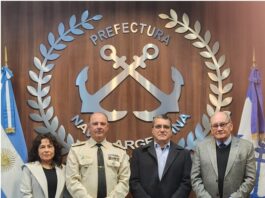 PREFECTURA FORTALECE EL VÍNCULO CON LA COMUNIDAD NÁUTICA DEPORTIVA