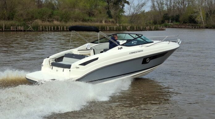 CANESTRARI 245 EXPRESS CRUISER 2026: UNA SPORT CRUISER ARGENTINA QUE ALCANZA LOS 42 NUDOS