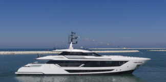 CUSTOM LINE SAETTA 128’: EL NUEVO SUPERYATE DE 39,8 METROS DEL GRUPO FERRETTI